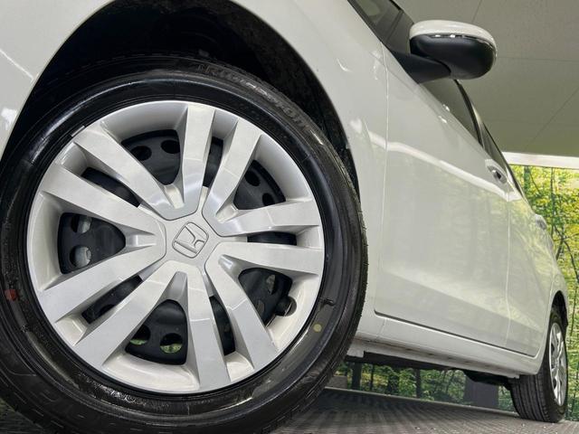 フィット e:HEVホーム 純正9インチナビ バックカメラ 衝突被害軽減システム レーダークルーズ 禁煙車 コーナーセンサー スマートキー LEDヘッド ETC オートハイビーム 車線逸脱警報 オートライト オートエアコン(13枚目)