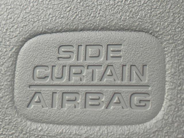 フィット e:HEVホーム 純正9インチナビ バックカメラ 衝突被害軽減システム レーダークルーズ 禁煙車 コーナーセンサー スマートキー LEDヘッド ETC オートハイビーム 車線逸脱警報 オートライト オートエアコン(49枚目)