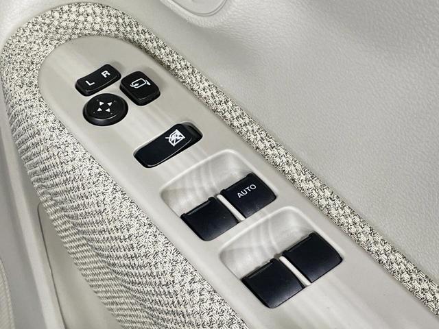 アルトラパン Ｓ　ＳＤナビ　衝突被害軽減システム　禁煙車　シートヒーター　ドラレコ　スマートキー　ＨＩＤヘッド　オートライト　Ｂｌｕｅｔｏｏｔｈ　ＣＤ　ＤＶＤ再生　フルセグ　アイドリングストップ　ベンチシート（55枚目）