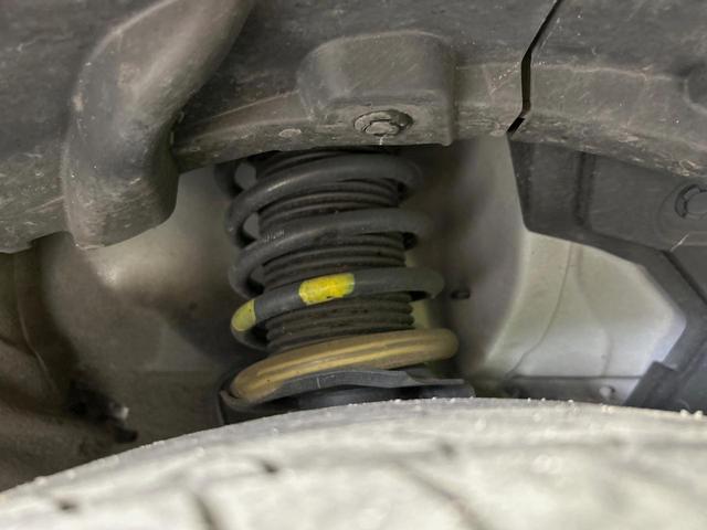 キックス Ｘ　ツートーンインテリアエディション　純正９インチナビ　全周囲カメラ　衝突被害軽減システム　レーダークルーズ　ハーフレザーシート　ドラレコ　コーナーセンサー　スマートキー　ＬＥＤヘッド　ＥＴＣ　オートハイビーム　オートライト　禁煙車（21枚目）