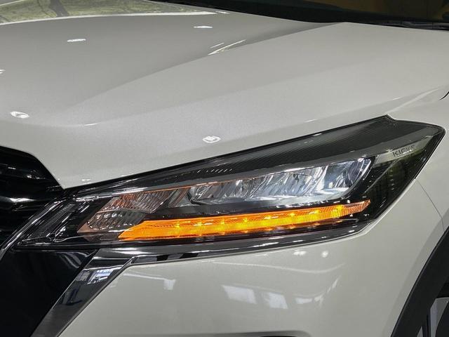 キックス Ｘ　ツートーンインテリアエディション　純正９インチナビ　全周囲カメラ　衝突被害軽減システム　レーダークルーズ　ハーフレザーシート　ドラレコ　コーナーセンサー　スマートキー　ＬＥＤヘッド　ＥＴＣ　オートハイビーム　オートライト　禁煙車（25枚目）