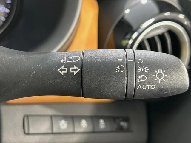 キックス Ｘ　ツートーンインテリアエディション　純正９インチナビ　全周囲カメラ　衝突被害軽減システム　レーダークルーズ　ハーフレザーシート　ドラレコ　コーナーセンサー　スマートキー　ＬＥＤヘッド　ＥＴＣ　オートハイビーム　オートライト　禁煙車（44枚目）