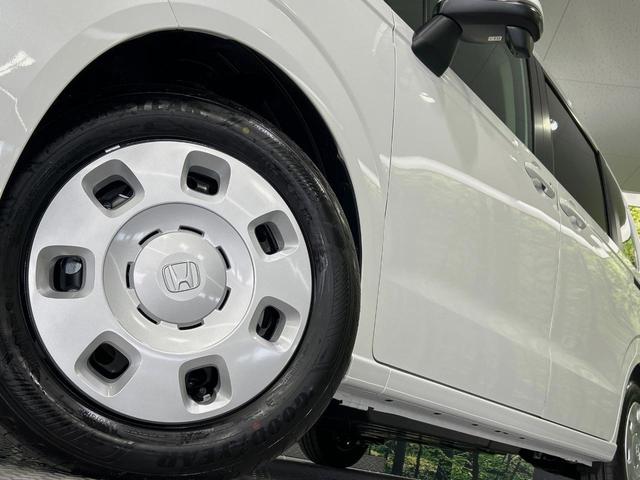 フリード エアー 登録済未使用車 純正ディスプレイオーディオ 両側電動ドア バックカメラ 衝突軽減 レーダークルーズ コーナーセンサー スマートキー LEDヘッド オートハイビーム 車線逸脱警報 オートエアコン(14枚目)