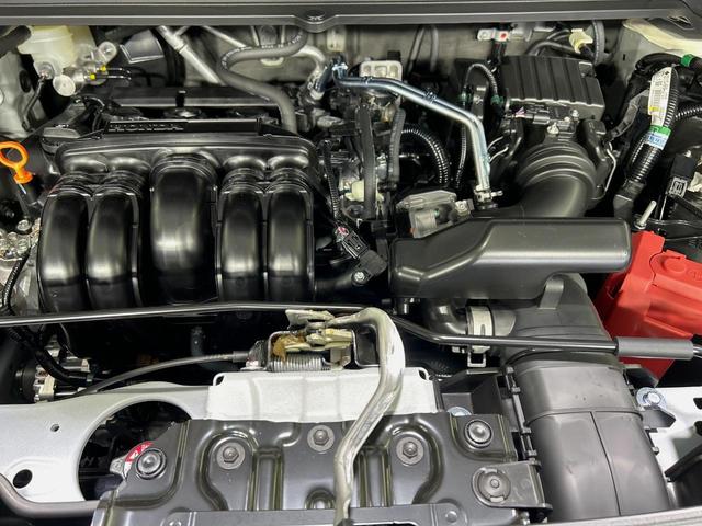 フリード エアー 登録済未使用車 純正ディスプレイオーディオ 両側電動ドア バックカメラ 衝突軽減 レーダークルーズ コーナーセンサー スマートキー LEDヘッド オートハイビーム 車線逸脱警報 オートエアコン(19枚目)