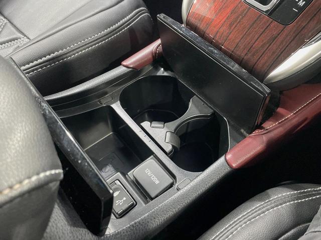 ハリアー プレミアム アドバンスドパッケージ メーカー9型ナビ 全周囲カメラ JBLサウンド 衝突被害軽減システム レーダークルーズ ETC 電動リアゲート パワーシート ドラレコ コーナーセンサー スマートキー 車線逸脱警報 オートハイビーム(50枚目)