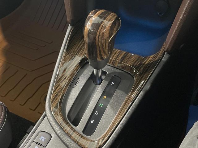 ヤリスクロス ハイブリッドZ 全周囲カメラ 純正8インチディスプレイオーディオ 衝突被害軽減システム レーダークルーズ パワーシート ドラレコ コーナーセンサー スマートキー LEDヘッド ETC オートハイビーム 禁煙車(49枚目)