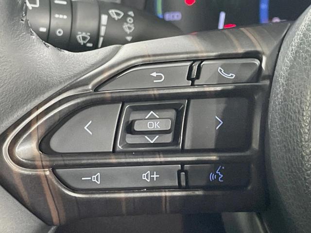 ヤリスクロス ハイブリッドZ 全周囲カメラ 純正8インチディスプレイオーディオ 衝突被害軽減システム レーダークルーズ パワーシート ドラレコ コーナーセンサー スマートキー LEDヘッド ETC オートハイビーム 禁煙車(55枚目)