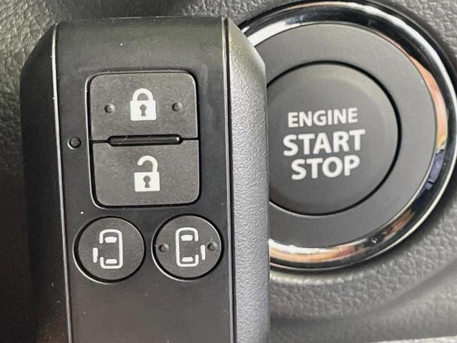 スペーシアカスタム ハイブリッドＸＳ　届出済未使用車　両側電動ドア　衝突被害軽減システム　レーダークルーズ　コーナーセンサー　スマートキー　ＬＥＤヘッド　オートハイビーム　車線逸脱警報　オートライト　オートエアコン　純正１５インチアルミ（7枚目）