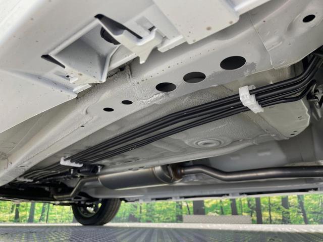 スペーシアカスタム ハイブリッドＸＳ　届出済未使用車　両側電動ドア　衝突被害軽減システム　レーダークルーズ　コーナーセンサー　スマートキー　ＬＥＤヘッド　オートハイビーム　車線逸脱警報　オートライト　オートエアコン　純正１５インチアルミ（22枚目）