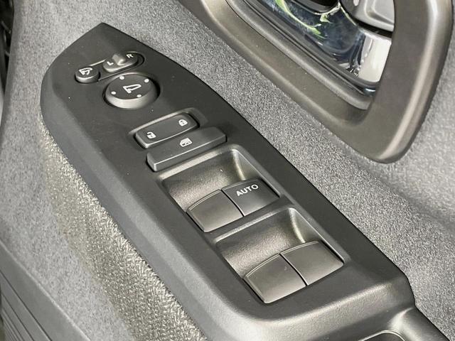 Ｎ－ＢＯＸカスタム ベースグレード　届出済未使用車　電動スライドドア　バックカメラ　衝突被害軽減システム　レーダークルーズ　コーナーセンサー　スマートキー　ＬＥＤヘッド　オートハイビーム　車線逸脱警報　オートライト　オートエアコン（32枚目）