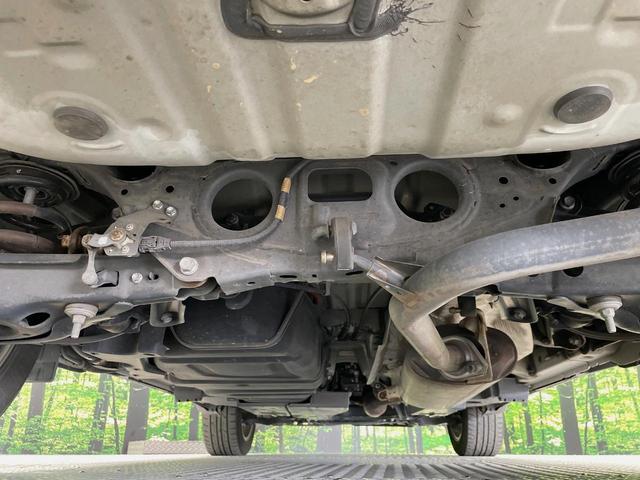 ハリアー プレミアム　アドバンスドパッケージ　純正９型ナビ　バックカメラ　ＪＢＬサウンド　衝突被害軽減システム　レーダークルーズ　禁煙車　電動リアゲート　パワーシート　コーナーセンサー　スマートキー　ＬＥＤヘッド　ビルトインＥＴＣ（19枚目）