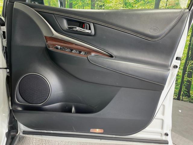 ハリアー プレミアム　アドバンスドパッケージ　純正９型ナビ　バックカメラ　ＪＢＬサウンド　衝突被害軽減システム　レーダークルーズ　禁煙車　電動リアゲート　パワーシート　コーナーセンサー　スマートキー　ＬＥＤヘッド　ビルトインＥＴＣ（34枚目）