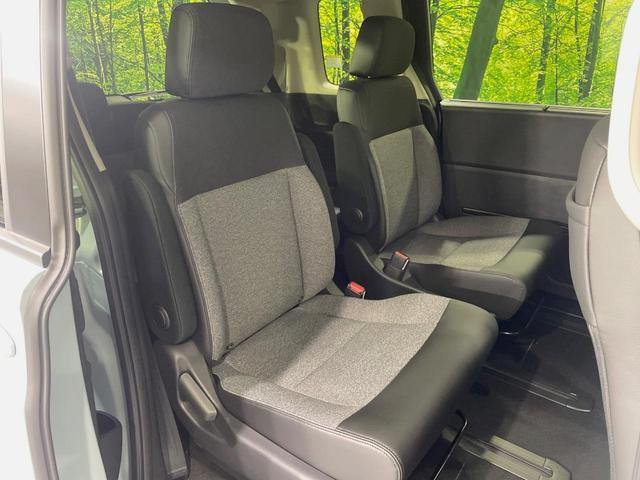 フリード エアー　ＥＸ　登録済未使用車　４ＷＤ　両側電動ドア　衝突被害軽減システム　レーダークルーズ　禁煙車　コーナーセンサー　スマートキー　ＬＥＤヘッド　オートハイビーム　車線逸脱警報　オートライト　オートエアコン（9枚目）