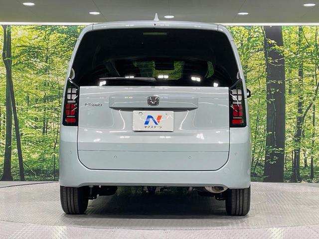 フリード エアー　ＥＸ　登録済未使用車　４ＷＤ　両側電動ドア　衝突被害軽減システム　レーダークルーズ　禁煙車　コーナーセンサー　スマートキー　ＬＥＤヘッド　オートハイビーム　車線逸脱警報　オートライト　オートエアコン（16枚目）