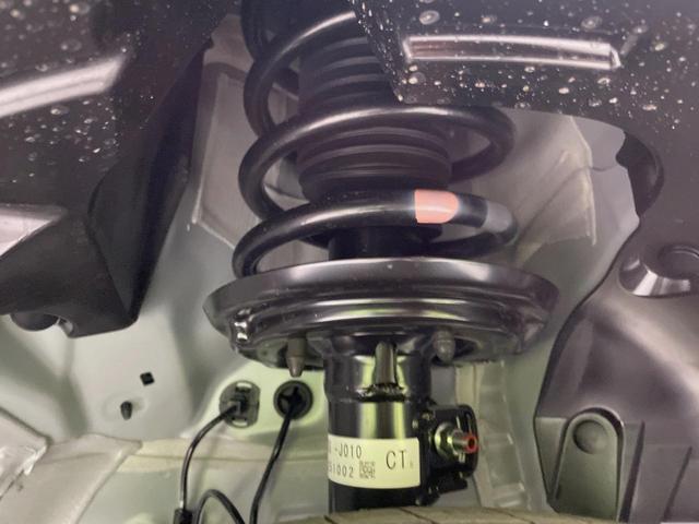 フリード エアー　ＥＸ　登録済未使用車　４ＷＤ　両側電動ドア　衝突被害軽減システム　レーダークルーズ　禁煙車　コーナーセンサー　スマートキー　ＬＥＤヘッド　オートハイビーム　車線逸脱警報　オートライト　オートエアコン（22枚目）