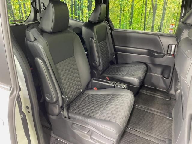 ヴォクシー S-Z 純正10型ナビ 両側電動ドア 全周囲カメラ ユニバーサルサイド 衝突軽減 レーダークルーズ 禁煙車 ドラレコ コーナーセンサー スマートキー LEDヘッド ETC2.0 車線逸脱警報(9枚目)