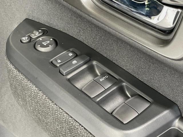 N-BOXカスタム ベースグレード 届出済未使用車 電動スライドドア バックカメラ 衝突被害軽減システム レーダークルーズ コーナーセンサー スマートキー LEDヘッド 純正14インチアルミ オートハイビーム 車線逸脱警報(32枚目)