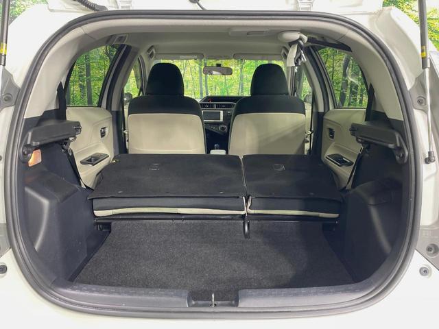 アクア S 純正ナビ バックカメラ 禁煙車 スマートキー ETC オートライト オートエアコン Bluetooth CD 地デジ(10枚目)