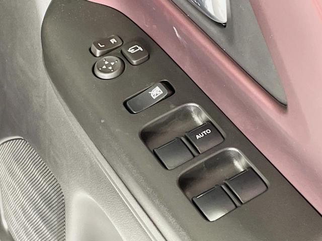 スペーシアカスタム ハイブリッドXSターボ 届出済未使用車 純正9型ナビ 両側電動ドア 全周囲カメラ 衝突被害軽減システム レーダークルーズ シートヒーター コーナーセンサー スマートキー LEDヘッド オートハイビーム 車線逸脱警報(37枚目)