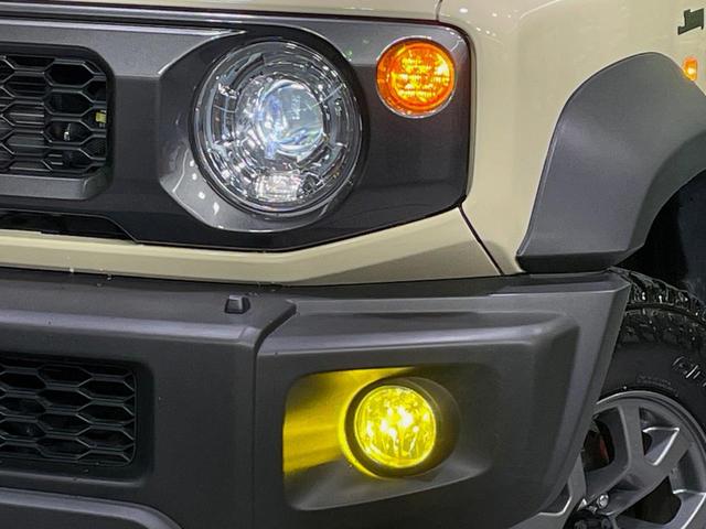 ジムニーシエラ JC 4WD SDナビ 衝突軽減 禁煙車 スマートキー LEDヘッド ビルトインETC クルコン 純正15インチアルミ オートハイビーム 車線逸脱警報 オートライト オートエアコン CD DVD再生(12枚目)