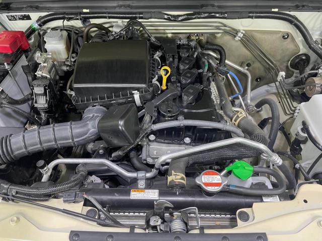 ジムニーシエラ JC 4WD SDナビ 衝突軽減 禁煙車 スマートキー LEDヘッド ビルトインETC クルコン 純正15インチアルミ オートハイビーム 車線逸脱警報 オートライト オートエアコン CD DVD再生(18枚目)