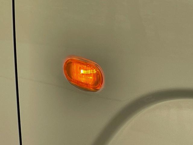 ジムニー XC 9型ナビ ターボ バックカメラ 衝突被害軽減システム 禁煙車 ドラレコ スマートキー LEDヘッド シートヒーター ETC クルコン 純正16インチアルミ オートハイビーム 車線逸脱警報 オートライト(30枚目)