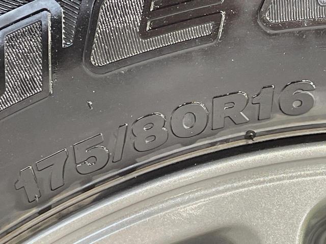 ジムニー XC 9型ナビ ターボ バックカメラ 衝突被害軽減システム 禁煙車 ドラレコ スマートキー LEDヘッド シートヒーター ETC クルコン 純正16インチアルミ オートハイビーム 車線逸脱警報 オートライト(32枚目)