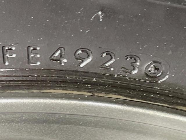 ジムニー XC 9型ナビ ターボ バックカメラ 衝突被害軽減システム 禁煙車 ドラレコ スマートキー LEDヘッド シートヒーター ETC クルコン 純正16インチアルミ オートハイビーム 車線逸脱警報 オートライト(34枚目)