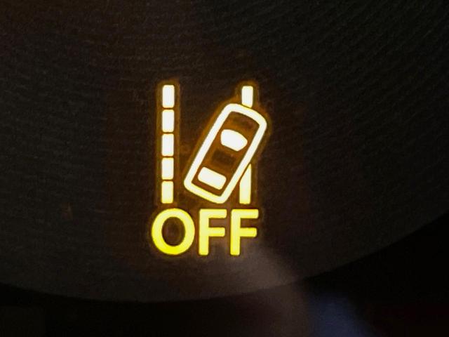 ジムニー XC 9型ナビ ターボ バックカメラ 衝突被害軽減システム 禁煙車 ドラレコ スマートキー LEDヘッド シートヒーター ETC クルコン 純正16インチアルミ オートハイビーム 車線逸脱警報 オートライト(58枚目)