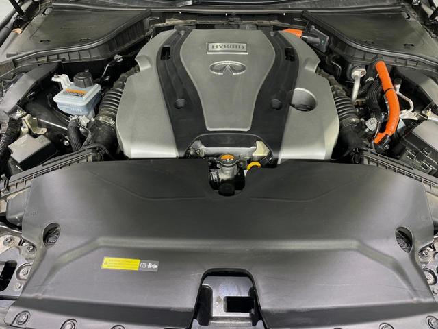 スカイライン 350GT ハイブリッド タイプP 純正ナビ 全周囲カメラ 衝突被害軽減システム レーダークルーズ 禁煙車 レザーシート ドラレコ コーナーセンサー スマートキー LEDヘッド ビルトインETC 純正18インチアルミ オートハイビーム(18枚目)