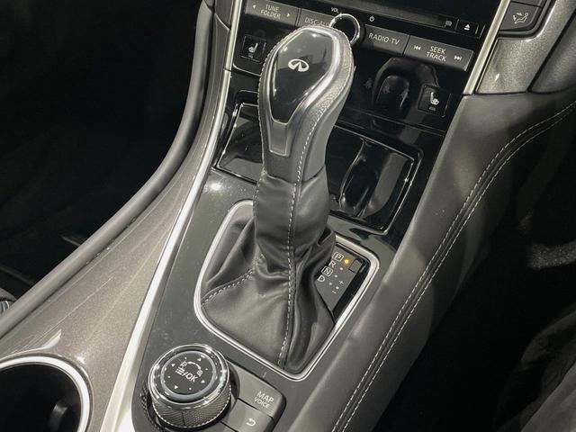 スカイライン 350GT ハイブリッド タイプP 純正ナビ 全周囲カメラ 衝突被害軽減システム レーダークルーズ 禁煙車 レザーシート ドラレコ コーナーセンサー スマートキー LEDヘッド ビルトインETC 純正18インチアルミ オートハイビーム(24枚目)