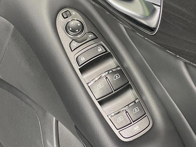 スカイライン 350GT ハイブリッド タイプP 純正ナビ 全周囲カメラ 衝突被害軽減システム レーダークルーズ 禁煙車 レザーシート ドラレコ コーナーセンサー スマートキー LEDヘッド ビルトインETC 純正18インチアルミ オートハイビーム(39枚目)