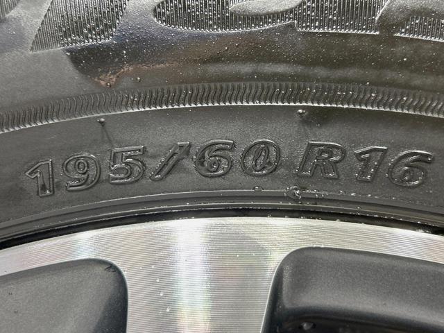 シエンタ G 両側電動ドア バックカメラ 衝突被害軽減システム スマートキー LEDヘッド ETC オートハイビーム 車線逸脱警報 オートライト オートエアコン Bluetooth CD DVD再生 フルセグ(33枚目)