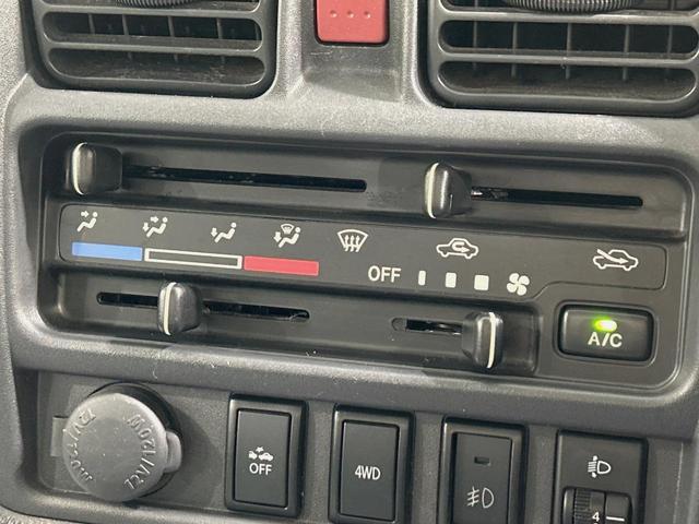 ＮＴ１００クリッパートラック ＧＸ　４ＷＤ　衝突被害軽減システム　禁煙車　ＣＤ（6枚目）
