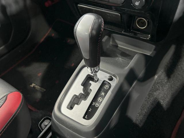 ジムニー クロスアドベンチャー　４ＷＤ　ターボ　メモリーナビ　禁煙車　シートヒーター　ＥＴＣ　純正１６インチアルミ　ＣＤ　ＤＶＤ再生　フルセグ（42枚目）
