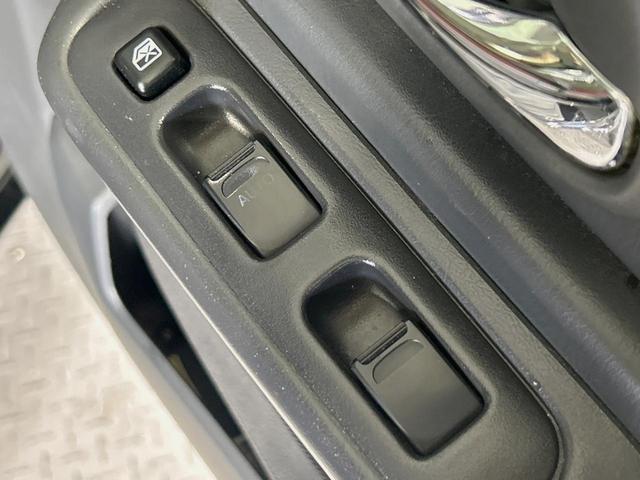 ジムニー クロスアドベンチャー　４ＷＤ　ターボ　メモリーナビ　禁煙車　シートヒーター　ＥＴＣ　純正１６インチアルミ　ＣＤ　ＤＶＤ再生　フルセグ（53枚目）