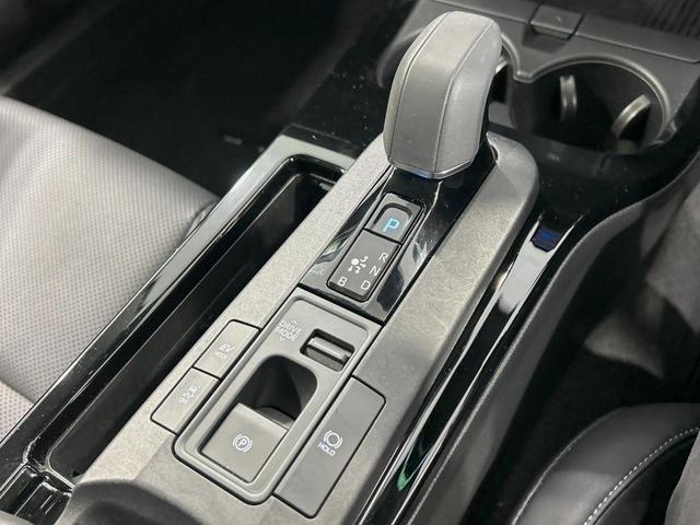 プリウス Ｚ　モデリスタエアロ　全周囲カメラ　純正１２型ナビ　衝突軽減　レーダークルーズ　禁煙　前席シートエアコン　パワーシート　ブラインドスポットモニター　ＬＥＤヘッド　ビルトインＥＴＣ　純正１９インチアルミ（24枚目）