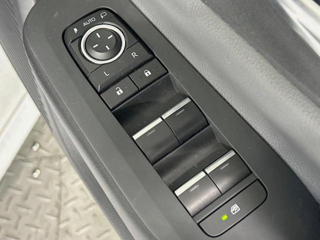 プリウス Ｚ　モデリスタエアロ　全周囲カメラ　純正１２型ナビ　衝突軽減　レーダークルーズ　禁煙　前席シートエアコン　パワーシート　ブラインドスポットモニター　ＬＥＤヘッド　ビルトインＥＴＣ　純正１９インチアルミ（36枚目）