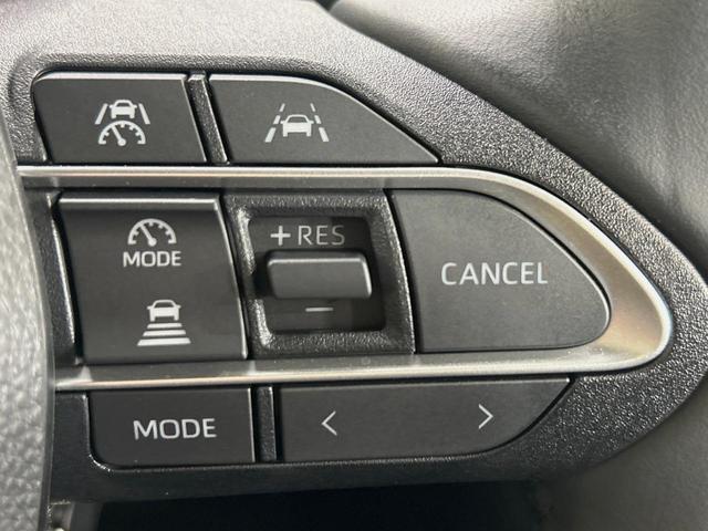 ノア Ｓ－Ｚ　両側電動ドア　純正１０．５インチナビ　バックカメラ　衝突被害軽減システム　レーダークルーズ　禁煙車　コーナーセンサー　スマートキー　ＬＥＤヘッド　ＥＴＣ　純正１７インチアルミ　オートハイビーム（6枚目）