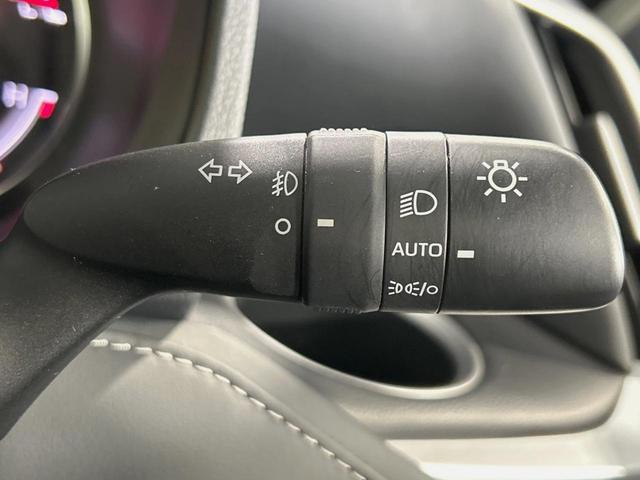 ノア Ｓ－Ｚ　両側電動ドア　純正１０．５インチナビ　バックカメラ　衝突被害軽減システム　レーダークルーズ　禁煙車　コーナーセンサー　スマートキー　ＬＥＤヘッド　ＥＴＣ　純正１７インチアルミ　オートハイビーム（68枚目）