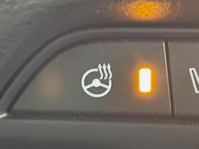 アテンザセダン ２５Ｓ　Ｌパッケージ　バックカメラ　純正ナビ　衝突軽減　レーダークルーズ　禁煙車　レザーシート　ドラレコ　コーナーセンサー　スマートキー　ＬＥＤヘッド　純正１９インチアルミ　オートハイビーム　車線逸脱警報　オートライト（30枚目）