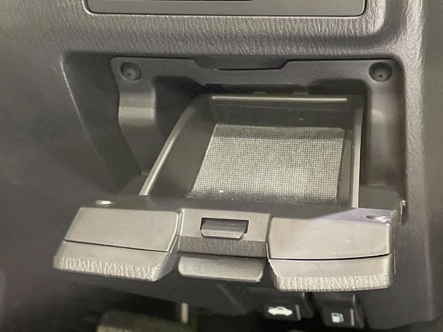 アテンザセダン ２５Ｓ　Ｌパッケージ　バックカメラ　純正ナビ　衝突軽減　レーダークルーズ　禁煙車　レザーシート　ドラレコ　コーナーセンサー　スマートキー　ＬＥＤヘッド　純正１９インチアルミ　オートハイビーム　車線逸脱警報　オートライト（44枚目）