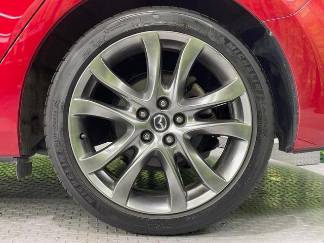 アテンザセダン ２５Ｓ　Ｌパッケージ　バックカメラ　純正ナビ　衝突軽減　レーダークルーズ　禁煙車　レザーシート　ドラレコ　コーナーセンサー　スマートキー　ＬＥＤヘッド　純正１９インチアルミ　オートハイビーム　車線逸脱警報　オートライト（59枚目）