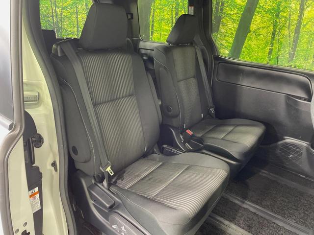 ヴォクシー ＺＳ　煌ＩＩ　両側電動ドア　純正９型ナビ　バックカメラ　セーフティセンス　コーナーセンサー　スマートキー　ＬＥＤヘッド　ＥＴＣ　クルコン　純正１６インチアルミ　オートハイビーム　車線逸脱警報　後席オートエアコン（9枚目）