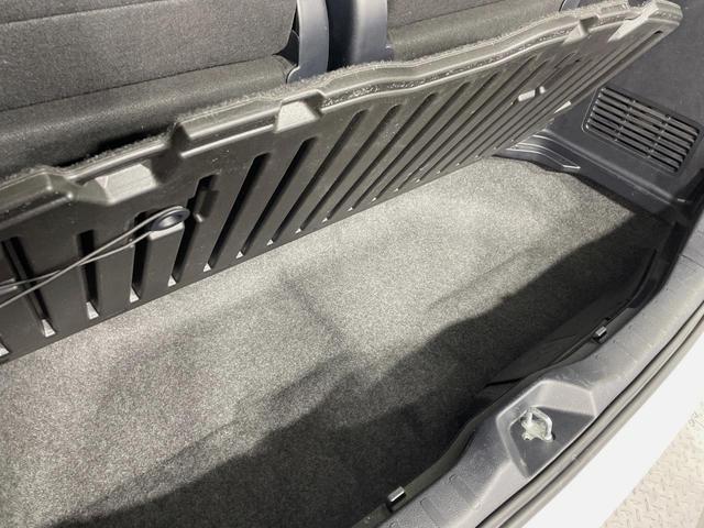 ヴォクシー ＺＳ　煌ＩＩ　両側電動ドア　純正９型ナビ　バックカメラ　セーフティセンス　コーナーセンサー　スマートキー　ＬＥＤヘッド　ＥＴＣ　クルコン　純正１６インチアルミ　オートハイビーム　車線逸脱警報　後席オートエアコン（54枚目）