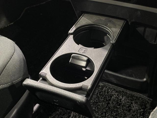 ヴォクシー ＺＳ　煌ＩＩ　両側電動ドア　純正９型ナビ　バックカメラ　セーフティセンス　コーナーセンサー　スマートキー　ＬＥＤヘッド　ＥＴＣ　クルコン　純正１６インチアルミ　オートハイビーム　車線逸脱警報　後席オートエアコン（58枚目）