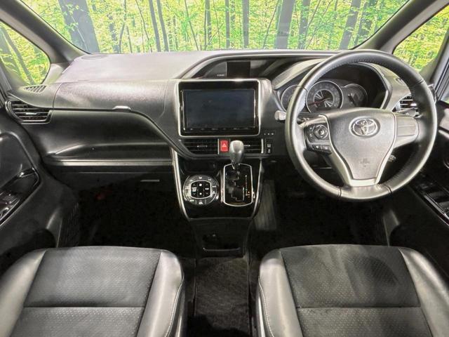 ヴォクシー ＺＳ　煌ＩＩＩ　両側電動ドア　純正９型ナビ　後席モニター　バックカメラ　衝突軽減　禁煙車　ドラレコ　コーナーセンサー　スマートキー　ＬＥＤヘッド　ビルトインＥＴＣ　クルコン　純正１６インチアルミ　オートハイビーム（2枚目）