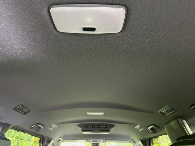 ヴォクシー ＺＳ　煌ＩＩＩ　両側電動ドア　純正９型ナビ　後席モニター　バックカメラ　衝突軽減　禁煙車　ドラレコ　コーナーセンサー　スマートキー　ＬＥＤヘッド　ビルトインＥＴＣ　クルコン　純正１６インチアルミ　オートハイビーム（30枚目）