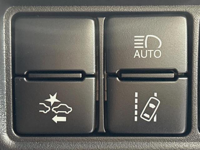 ヴォクシー ＺＳ　煌ＩＩＩ　両側電動ドア　純正９型ナビ　後席モニター　バックカメラ　衝突軽減　禁煙車　ドラレコ　コーナーセンサー　スマートキー　ＬＥＤヘッド　ビルトインＥＴＣ　クルコン　純正１６インチアルミ　オートハイビーム（51枚目）