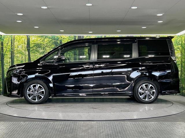 ヴォクシー ＺＳ　煌ＩＩＩ　両側電動ドア　純正９型ナビ　後席モニター　バックカメラ　衝突軽減　禁煙車　ドラレコ　コーナーセンサー　スマートキー　ＬＥＤヘッド　ビルトインＥＴＣ　クルコン　純正１６インチアルミ　オートハイビーム（61枚目）